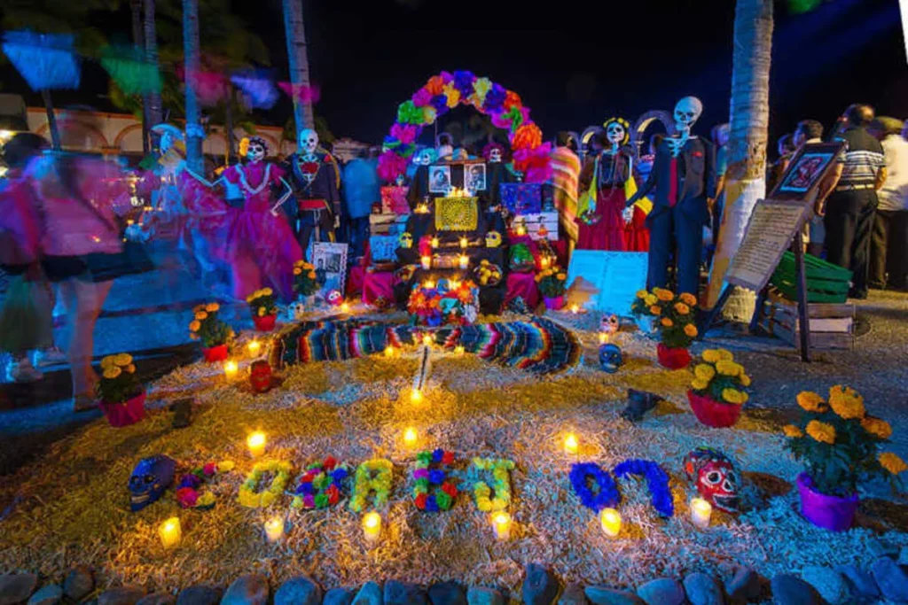 Dia dos Mortos, altar colorido com caveiras e esqueletos.