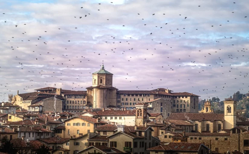 Melhores cidades históricas para viagens em grupo familiar